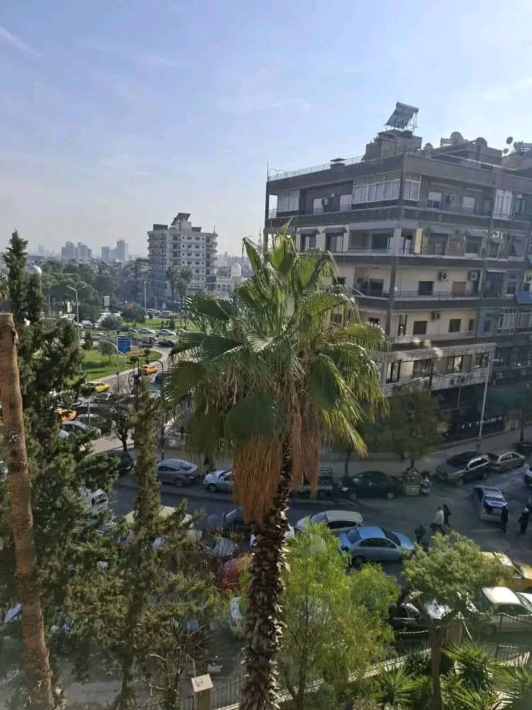 شقة للبيع ٥ غرف