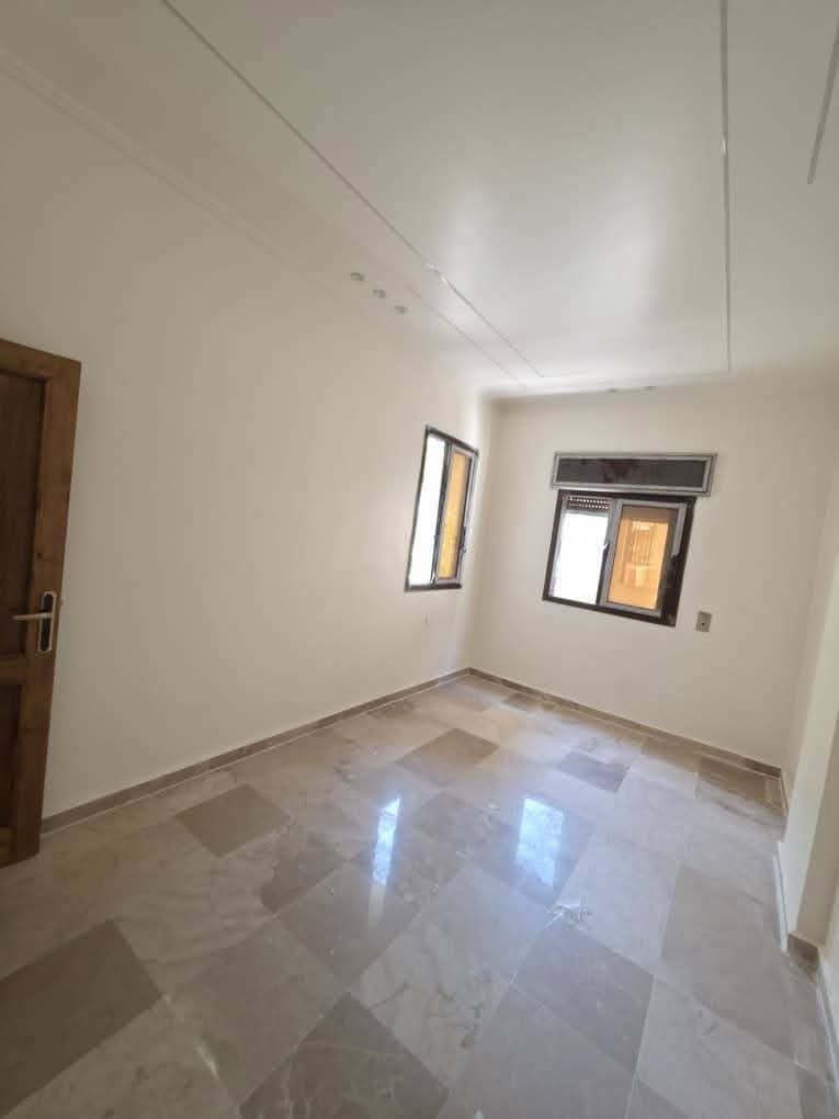 بناء جديد للبيع