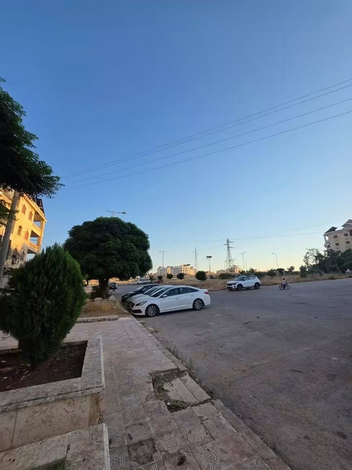 منزل للبيع طابق تاني