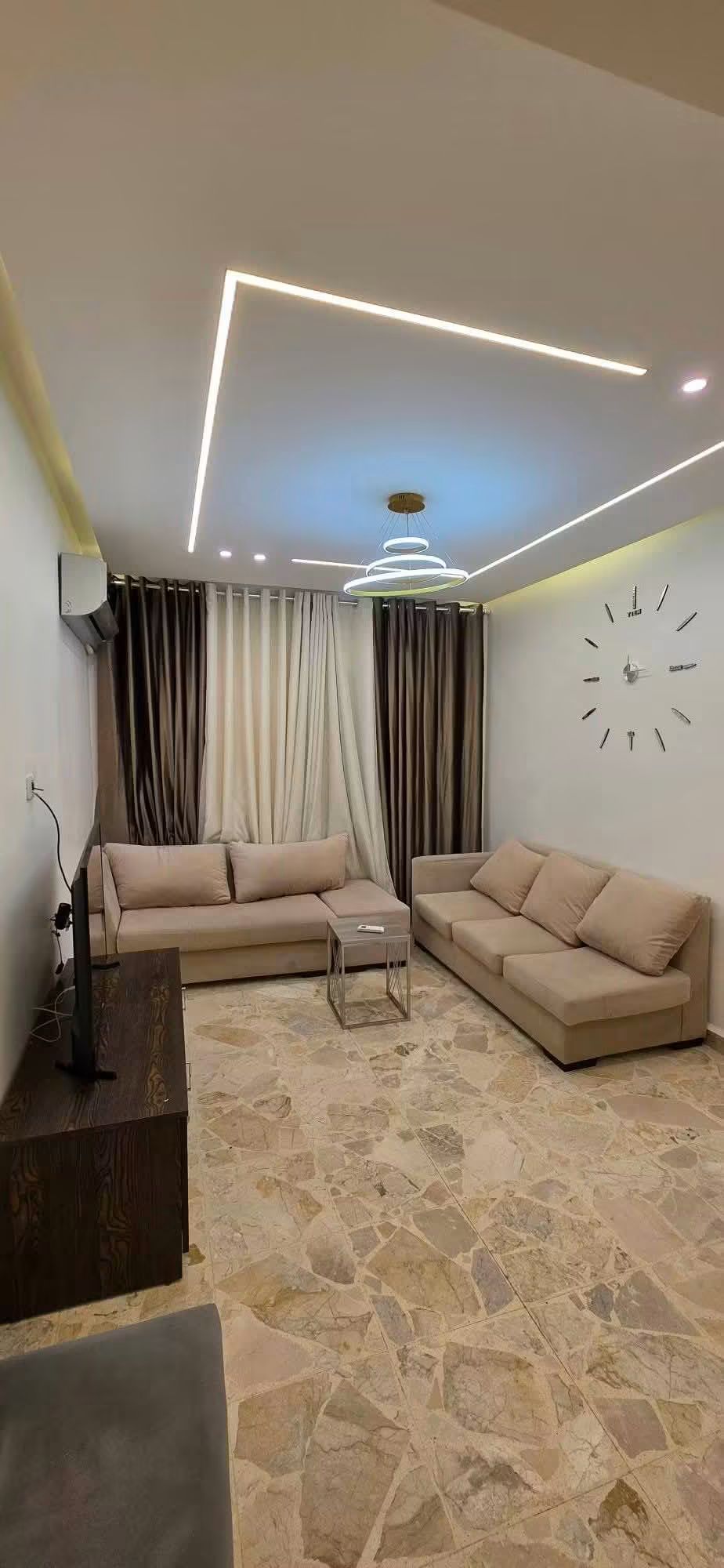 شقة فاخرة للايجار