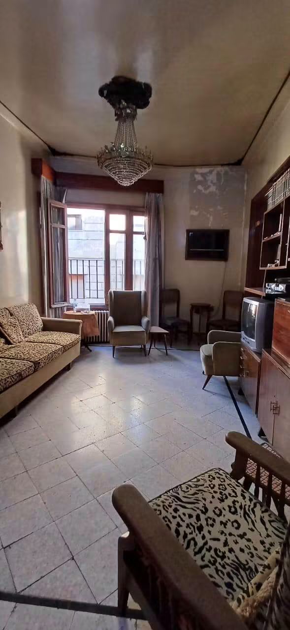 منزل للبيع بموقع مميز جدا