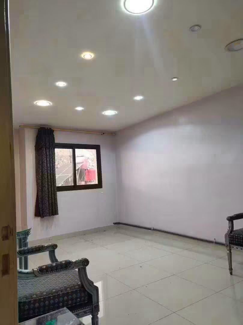 شقة مفروشة للايجار ١٤٠ متر