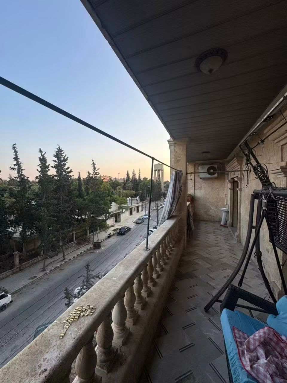 شقة سكنية للايجار ٦ غرف