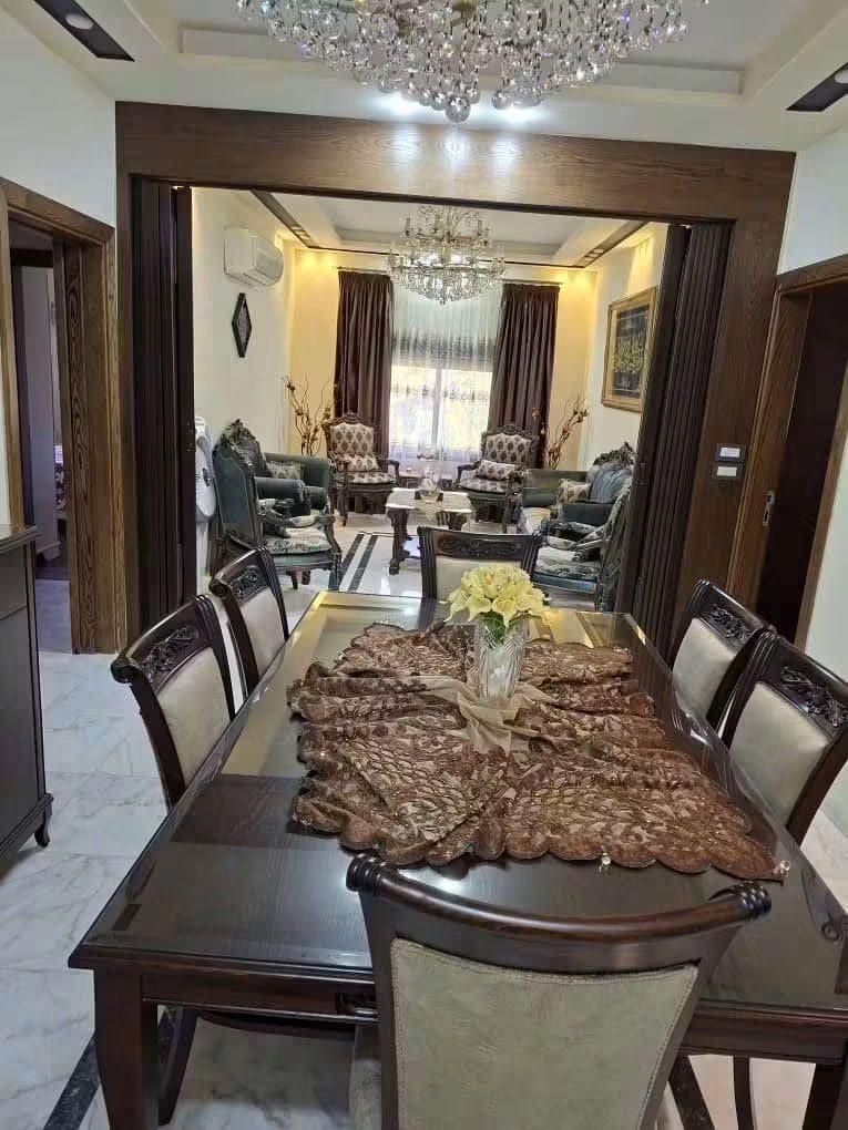 عقار ٤ غرف ١٤٠متر للبيع