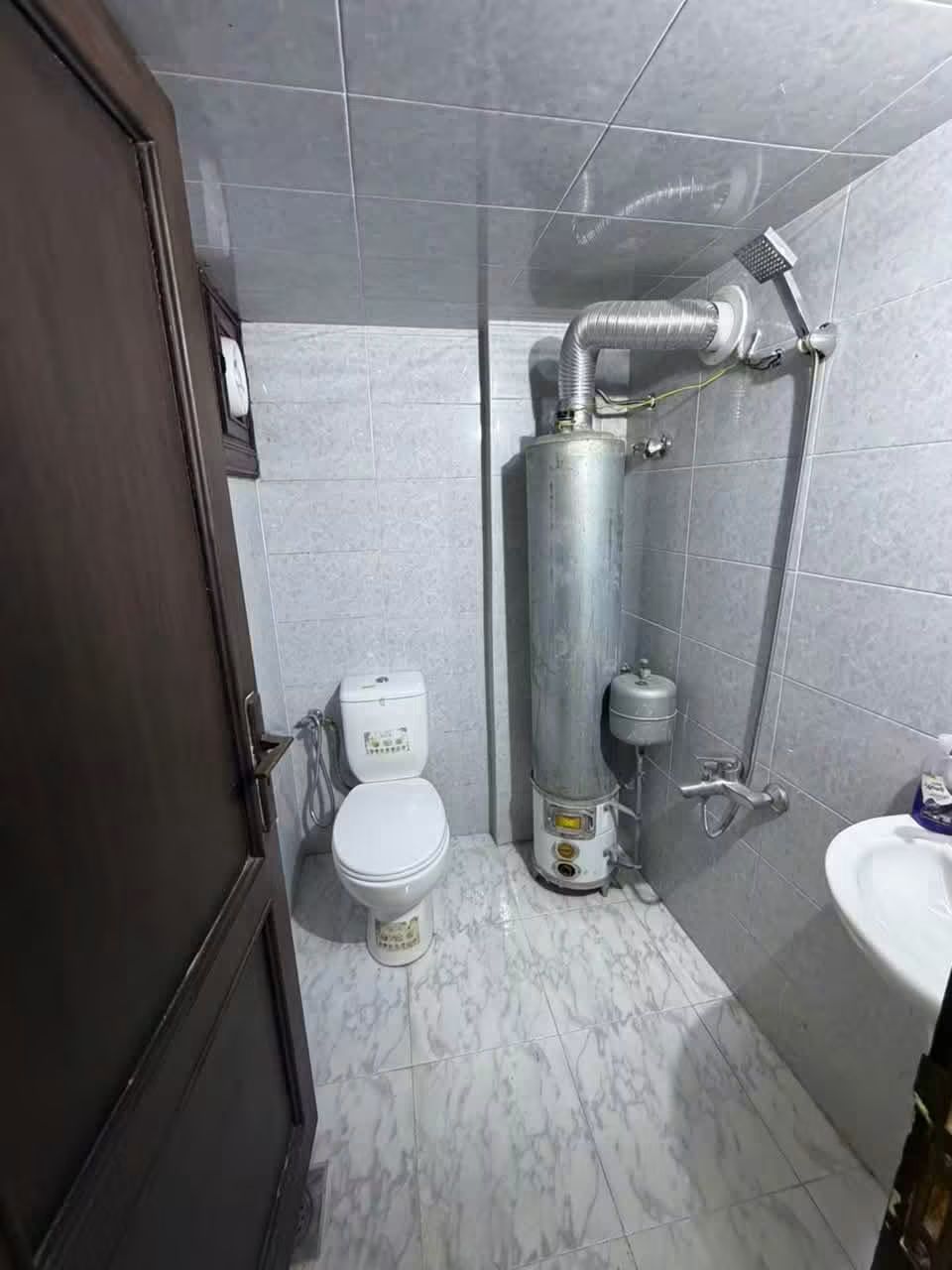 شقة فارغة للايجار