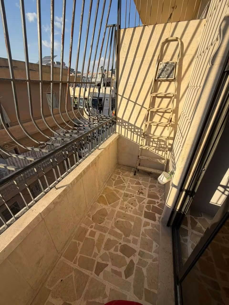 شقة فارغة للايجار
