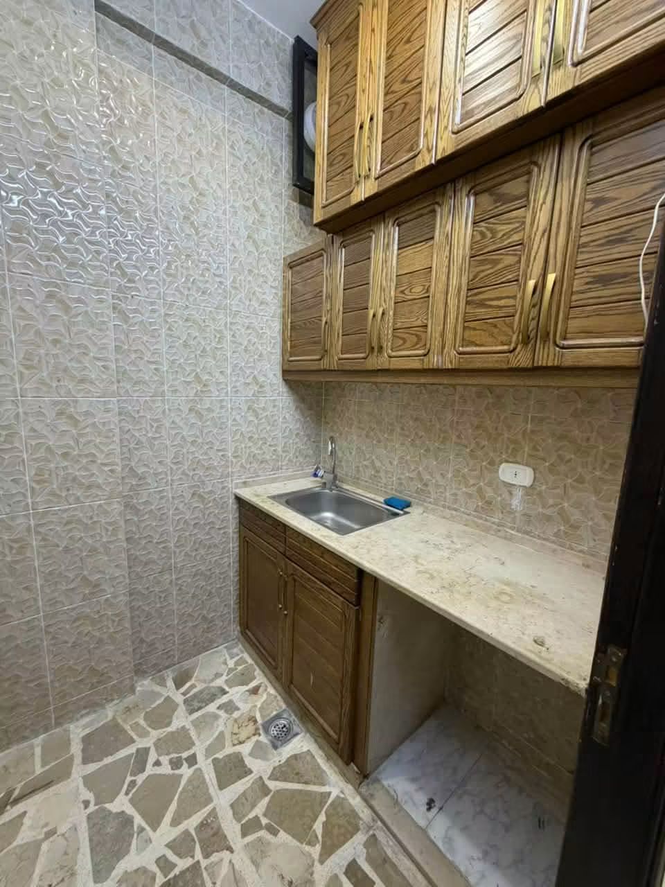 شقة فارغة للايجار