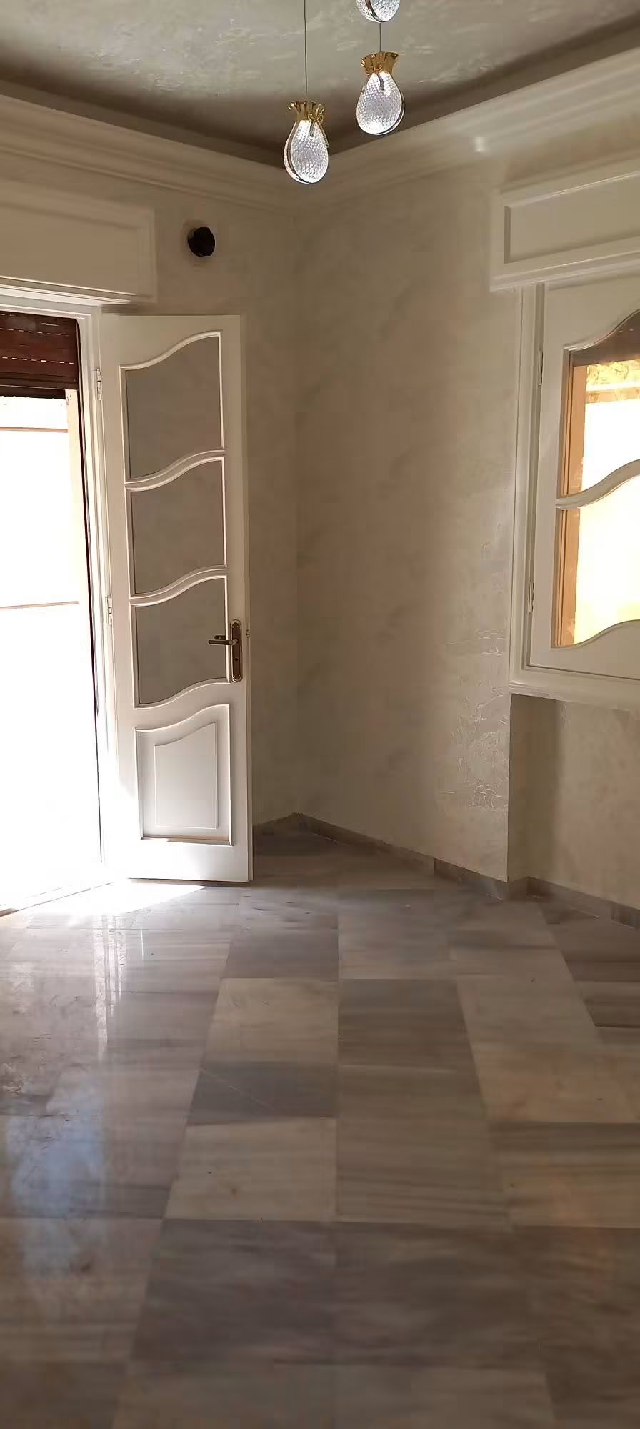 منزل للايجار طابق معلق