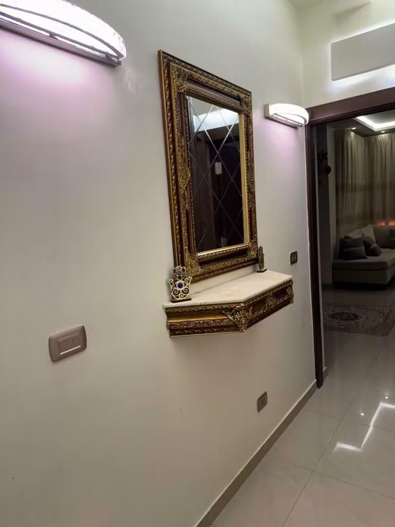 شقة سكنية للبيع ١٣٥م