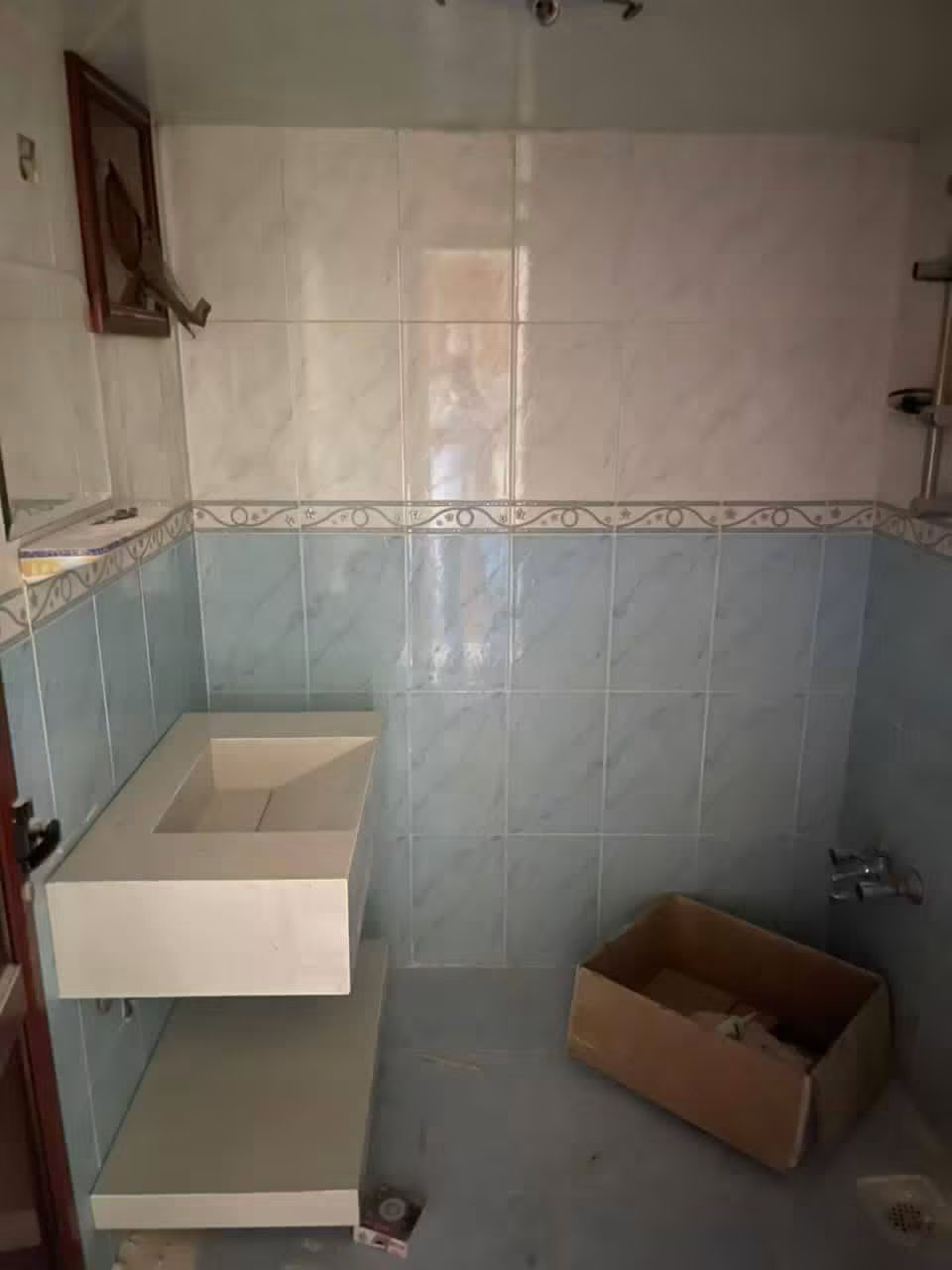 شقة للايجار ٦ غرف