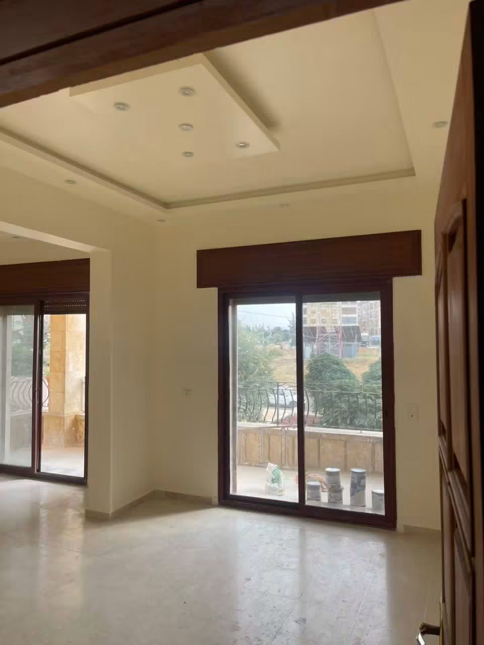 شقة للايجار ٦ غرف