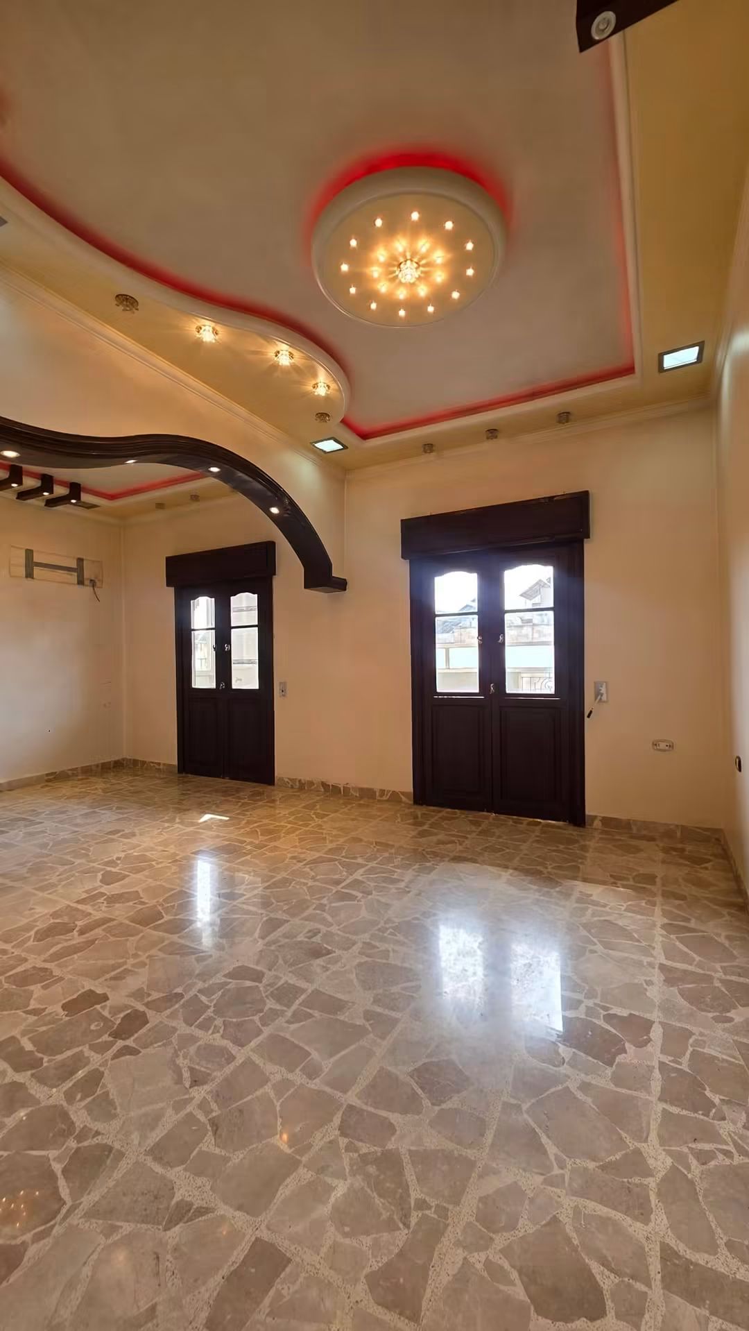 شقة مميزة للبيع